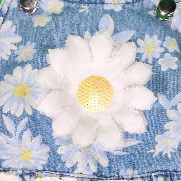 NWOT Floral Denim Overall Shorts for Kids 3T Bundle And SAVE‼️ - Picture 4 of 5
